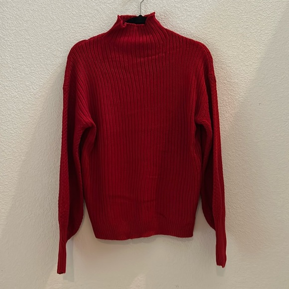 New Petal & Pup Lorelei Red Textured Knit Sleeve Turtleneck Sweater Size XS - Picture 8 of 13